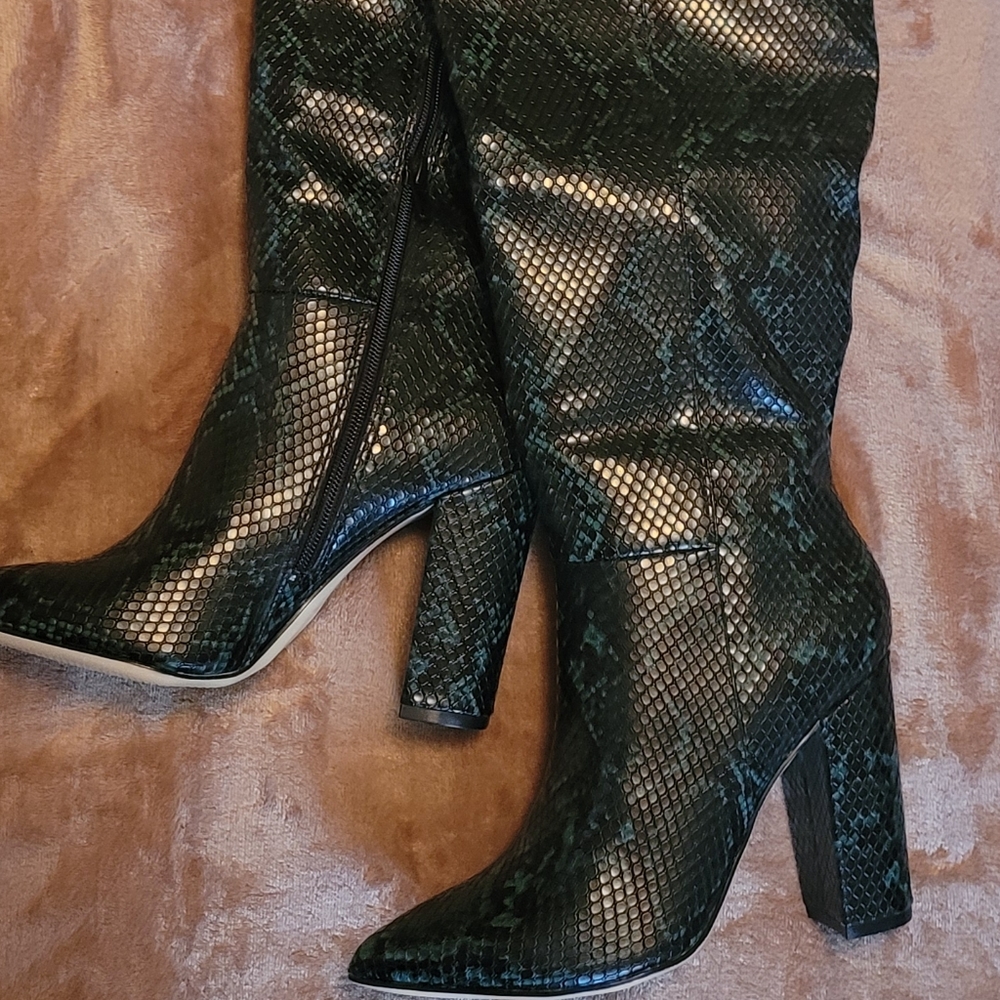 Larena Block Heel Boot - Picture 7 of 7